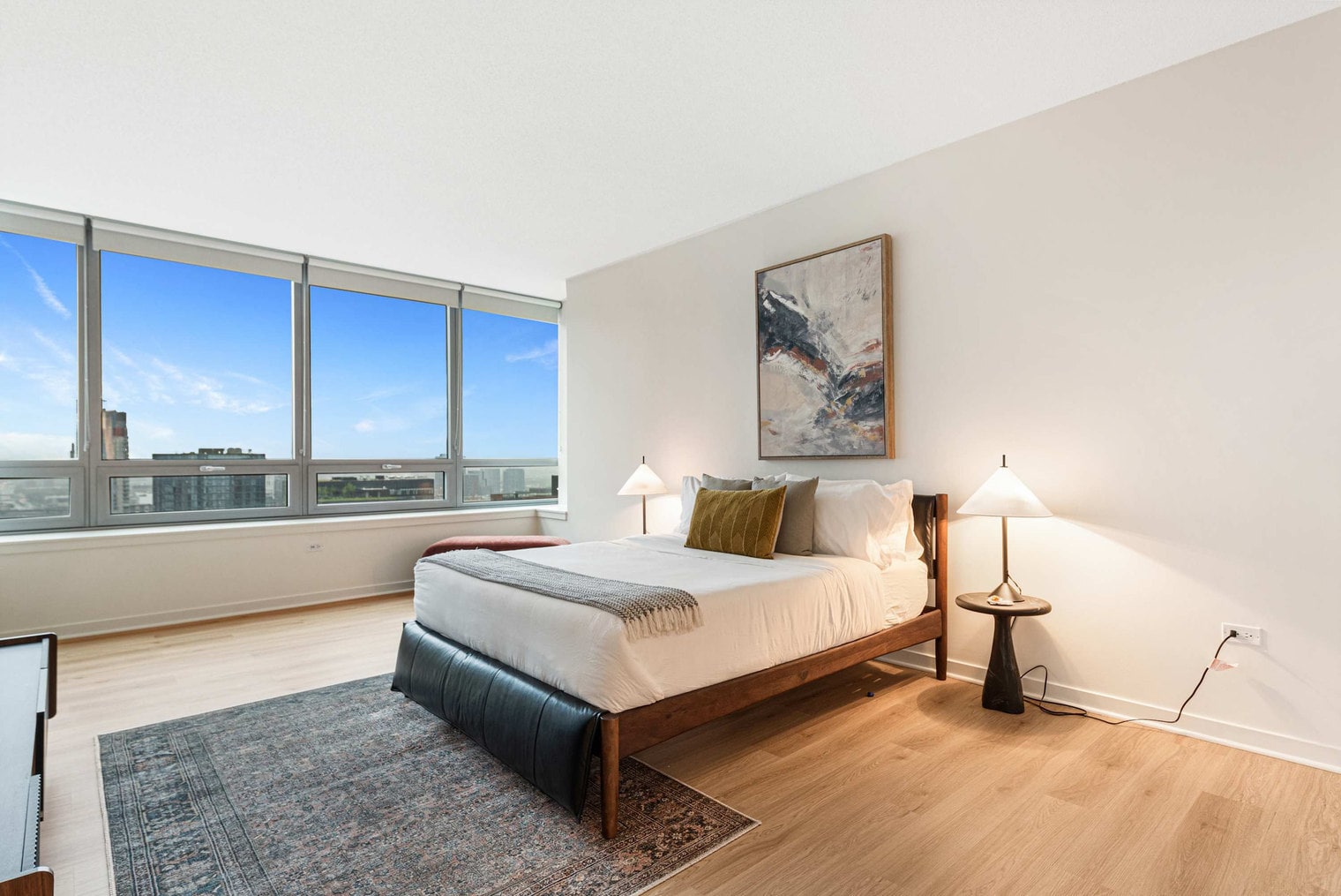 Building Photo - 365 N Halsted St