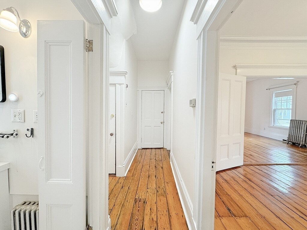 Building Photo - 269 Lamartine St