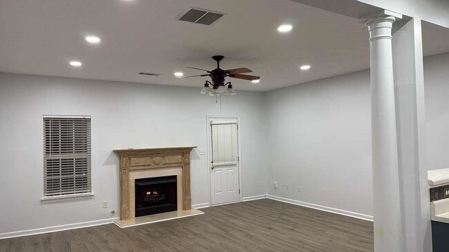 Building Photo - 2945 Greyhawk Ln