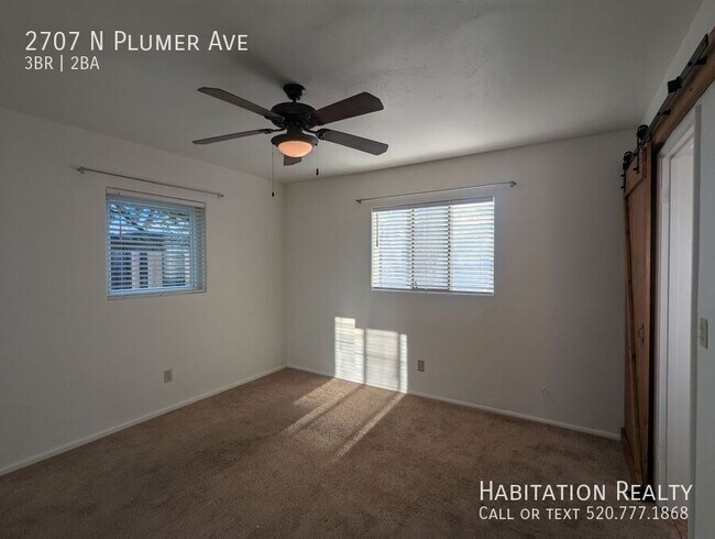 Building Photo - 2707 N Plumer Ave