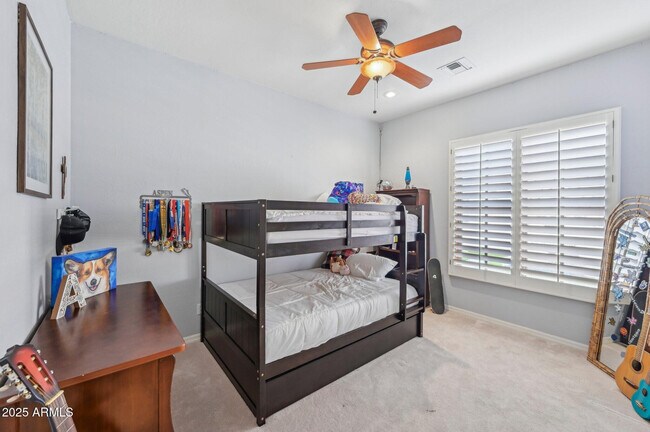 Building Photo - 351 N Cloverfield Cir