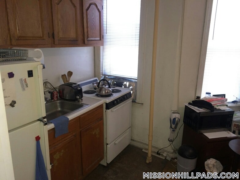 Building Photo - 55 S Huntington Ave