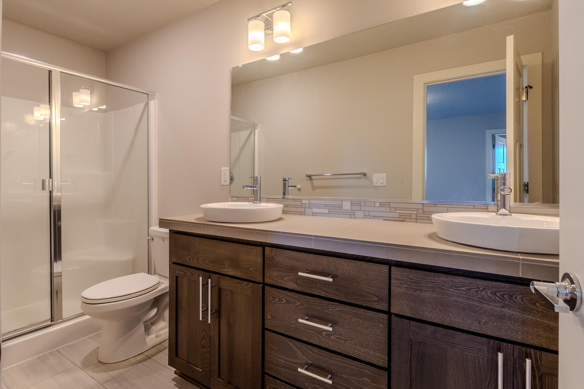 Building Photo - 6280 SE Genrosa St