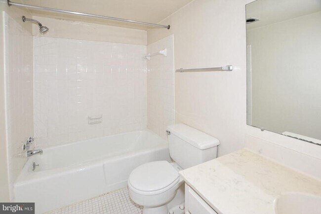 Building Photo - 7621 Provincial Dr