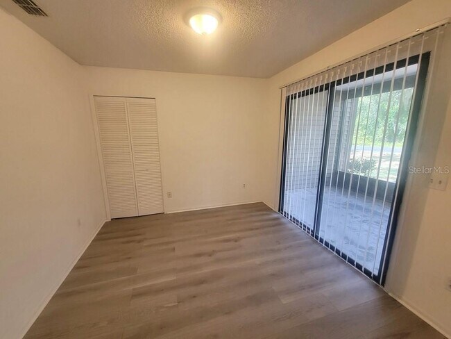 Building Photo - 11411 Pike Ct