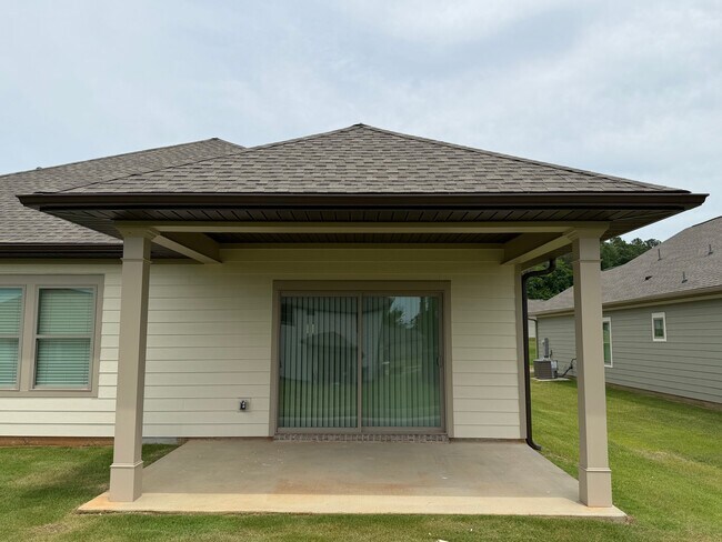 Building Photo - 202 Cobbdale Park Dr