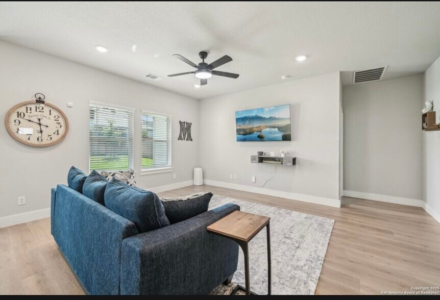 Building Photo - 4538 Nueces Path