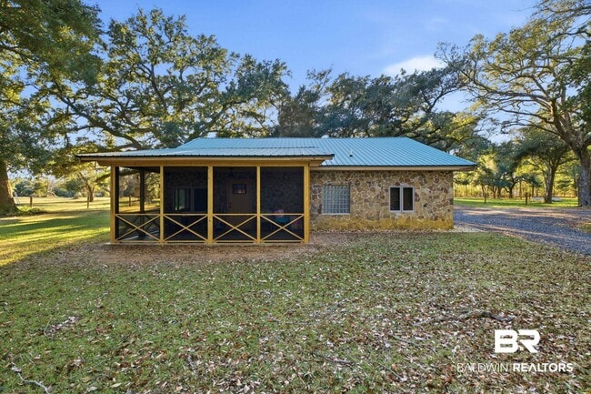 Building Photo - 27522 Burkhardt Dr