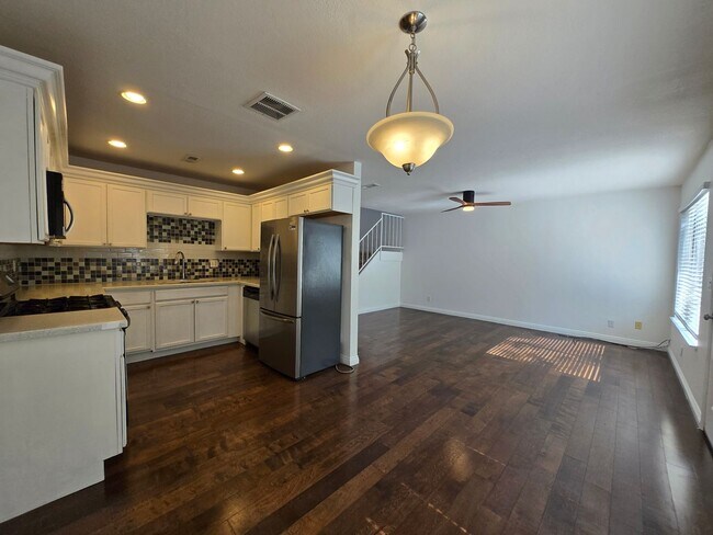 Building Photo - 6425 Big Pine Way