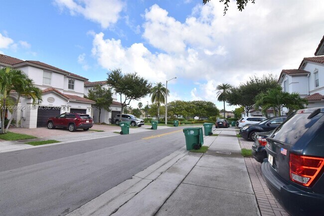 Building Photo - 7855 NW 110th Ave