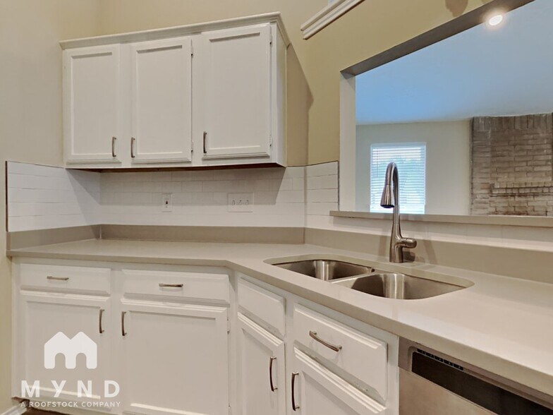 Building Photo - 5407 Cross Valley Dr