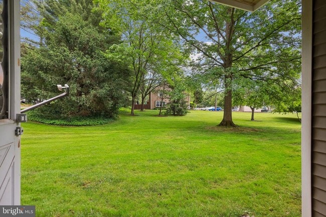 Building Photo - 253 Everly Ct