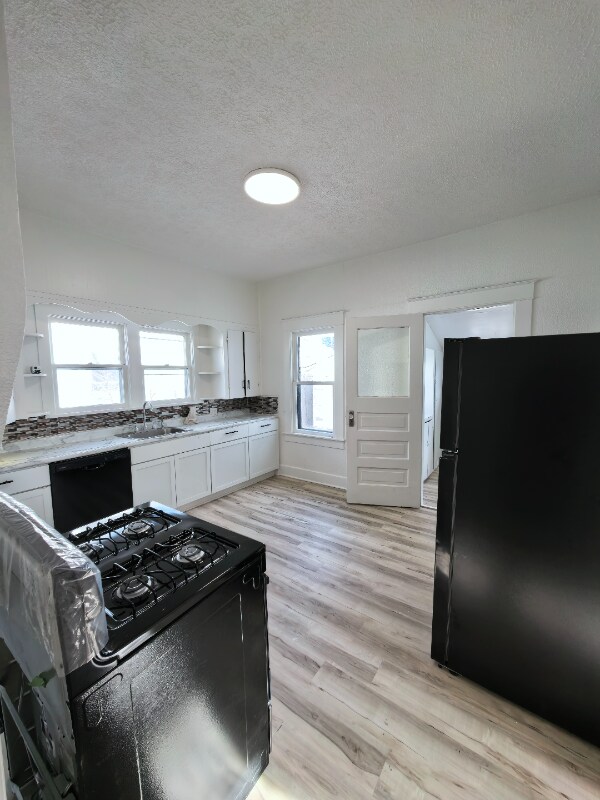 Building Photo - 626 S Market St