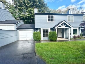 Building Photo - Prime Gig Harbor Location – Modern 2-Bedroom, 2-Bath Townhouse for Rent