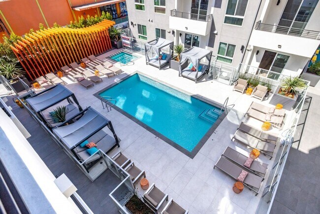 Building Photo - Unit Type: A2 | 1 Bed | 1 Bath