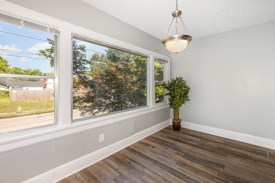 Building Photo - 5314 Section Ave