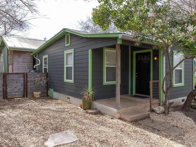 Primary Photo - 6115 Felix Ave