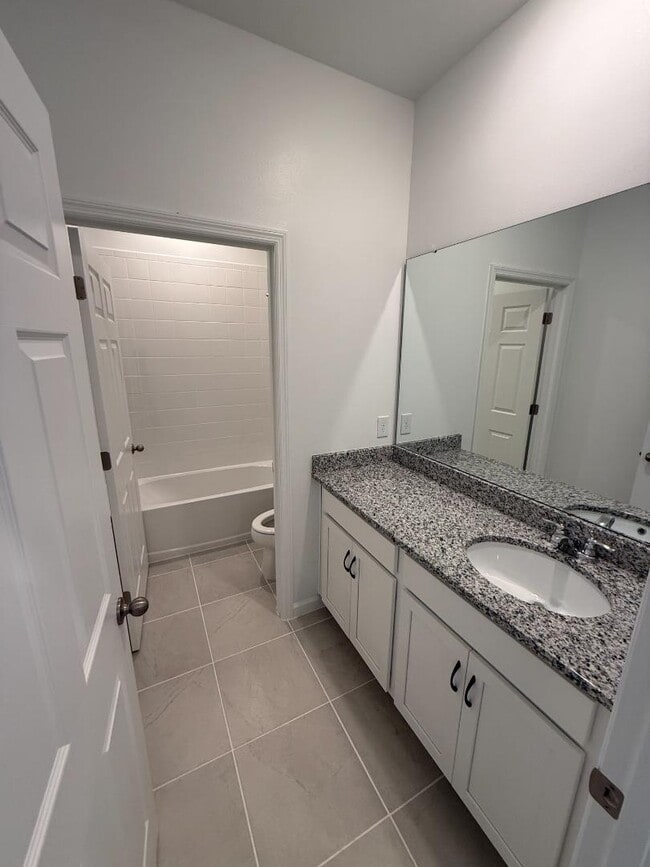 Building Photo - 5025 Quarryside Dr