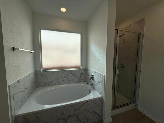 Building Photo - 263 Magalia Ln