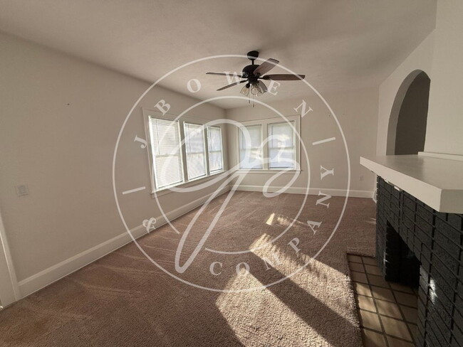 Building Photo - 316 Morrison Dr