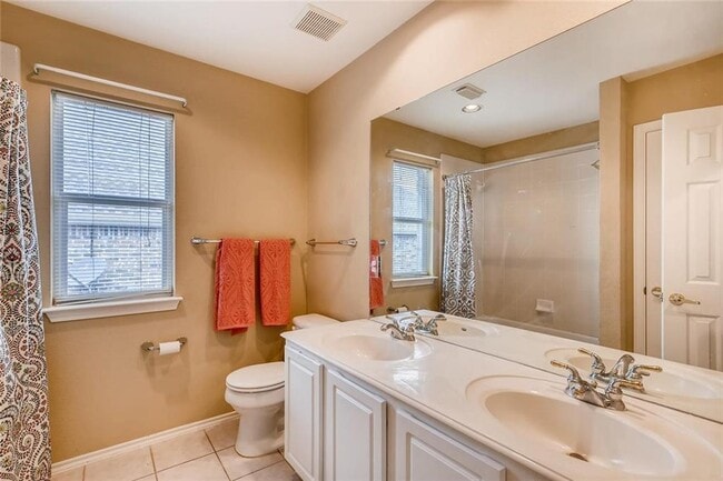 Building Photo - 8104 Red Bird Ct