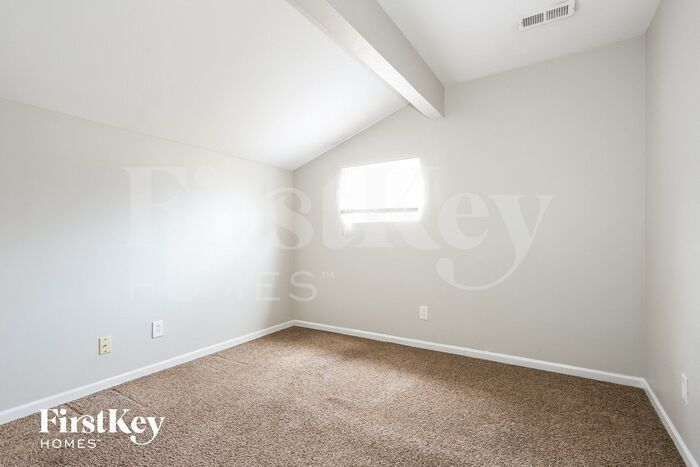 Building Photo - 141 W Briarcliff Rd