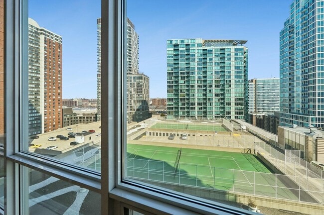 Building Photo - 20 Newport Pkwy