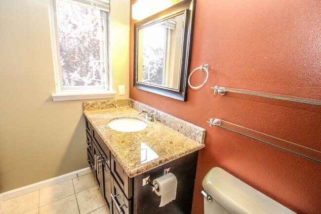 Building Photo - 20901 Cypress Way