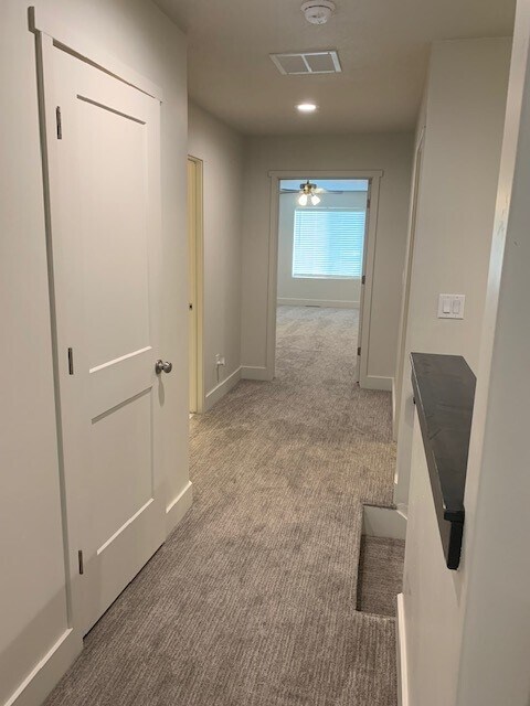 Building Photo - 88 E 250 N