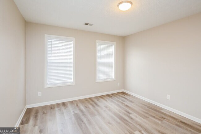 Building Photo - 2500 Pendergrass Ln