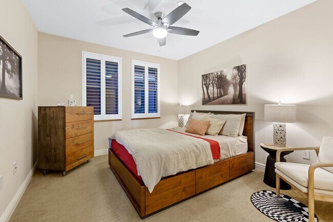 Building Photo - Fully Furnished Condo in the prestigious R...