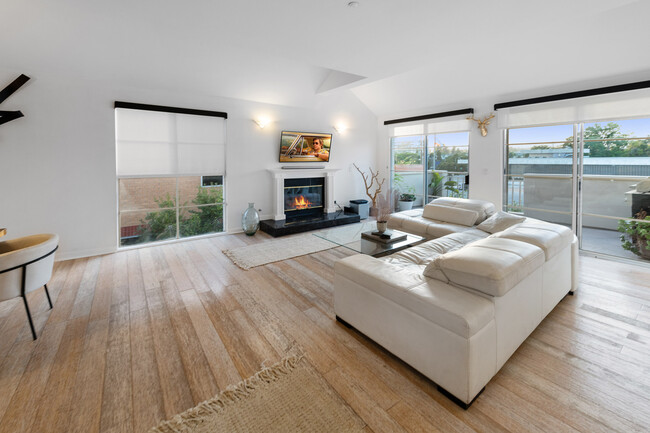 Living Room - 1401 S Bentley Ave