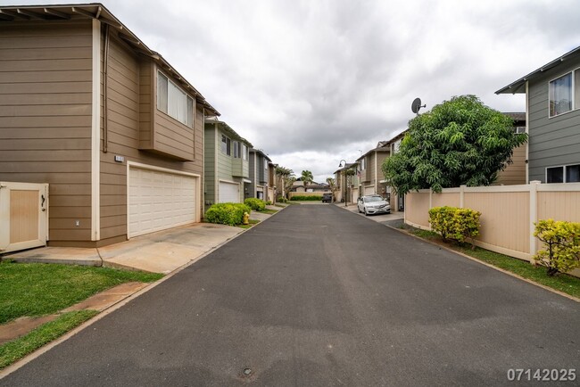 Primary Photo - 3Bd, 2Ba Condo in Lombard Way, Ewa Gentry