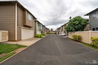 Building Photo - 3Bd, 2Ba Condo in Lombard Way, Ewa Gentry