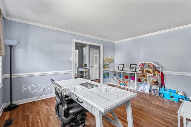 Building Photo - 12605 Jolly Pl