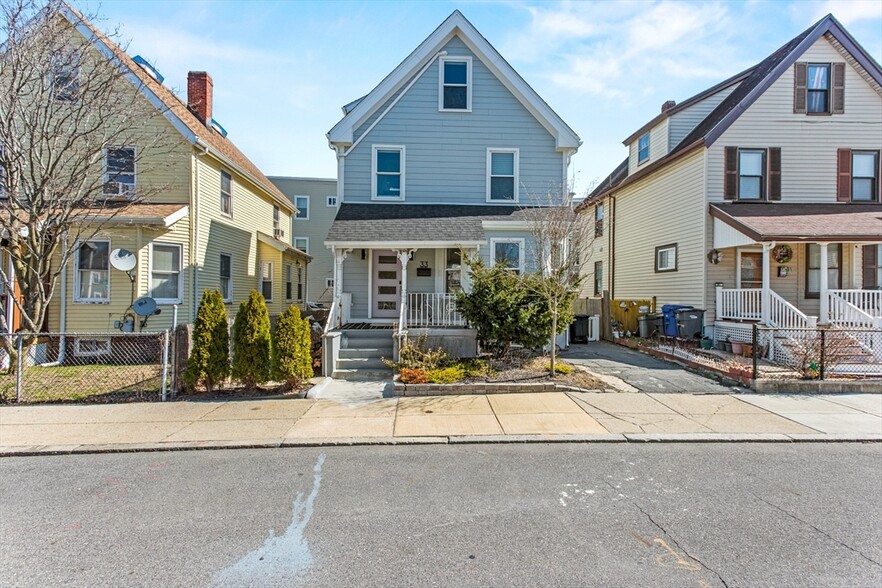 Building Photo - 33 Eastman St