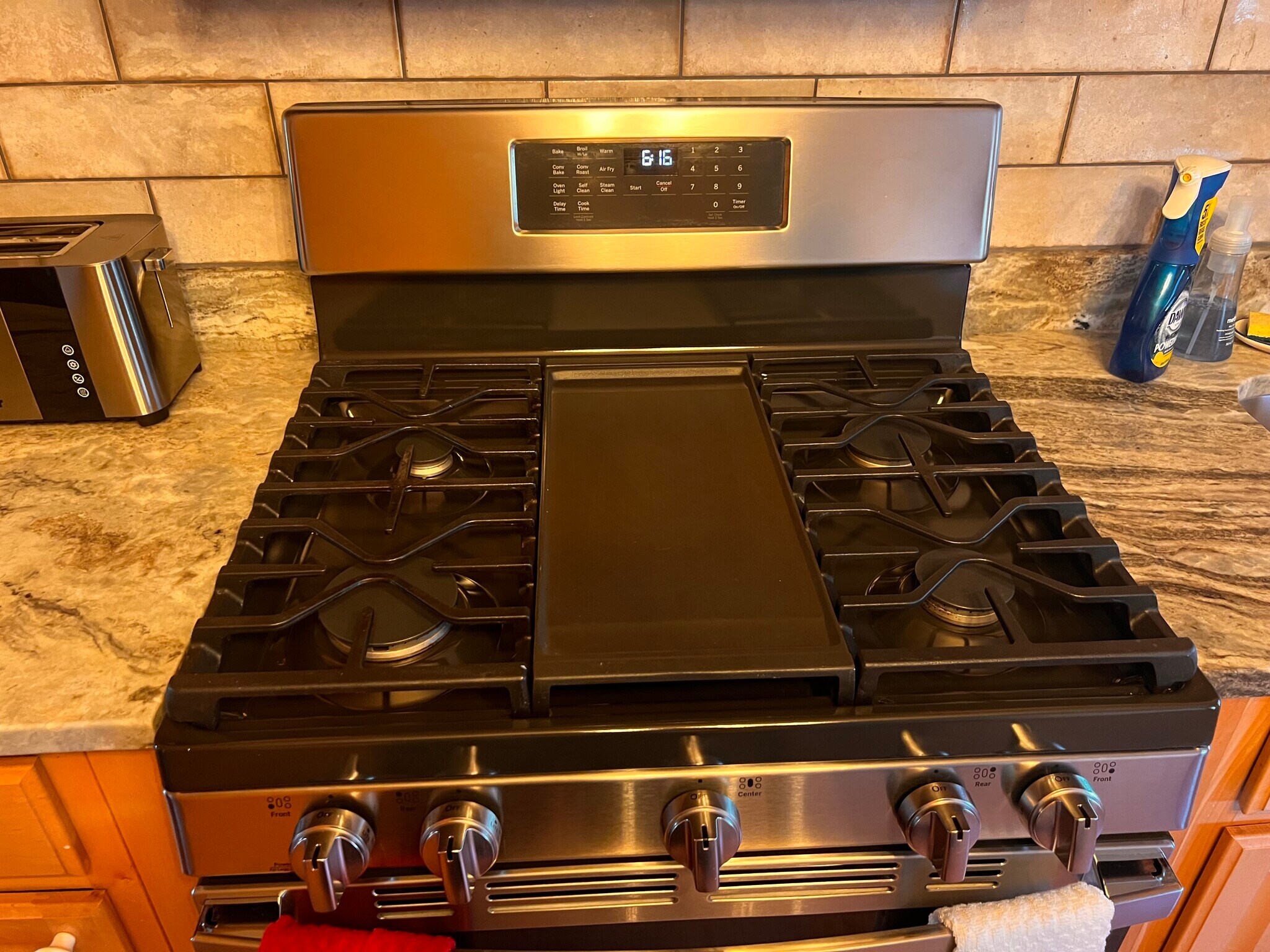 Building Photo - 71 Warren St