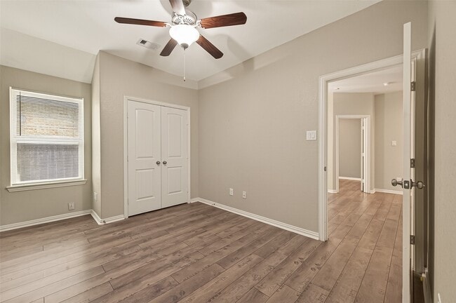 Building Photo - 10723 Clear Arbor Ln