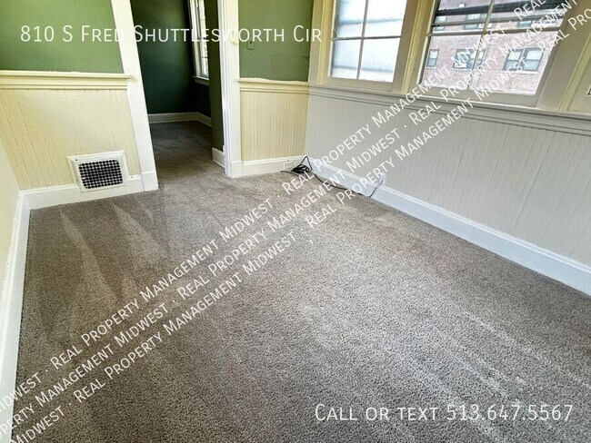 Building Photo - 810 S Fred Shuttlesworth Cir