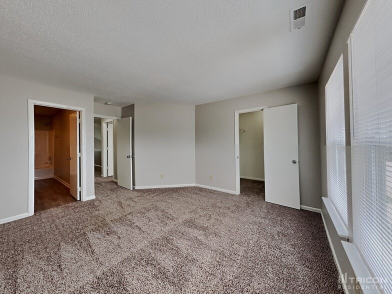 Building Photo - 1167 Cutler Ln