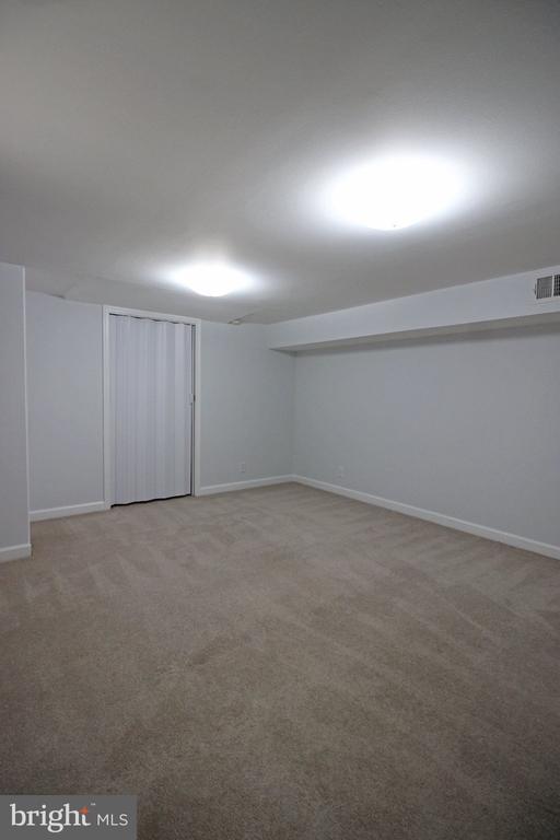 Building Photo - 13111 Willoughby Newton Dr
