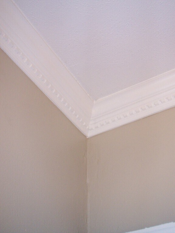 Building Photo - 61 Park Dr