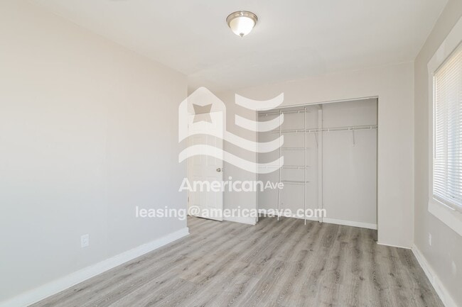 Building Photo - 1136 Northdale Ave
