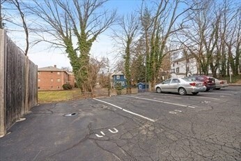 Building Photo - 621 Watertown St
