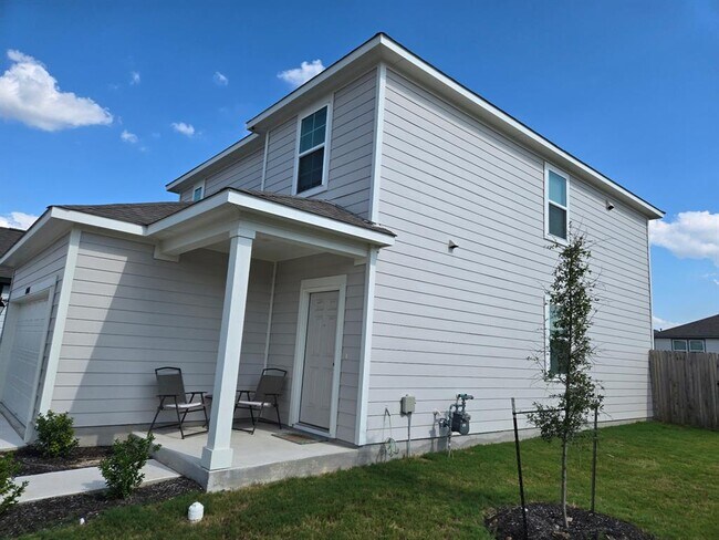 Building Photo - 10615 Ridan Wy