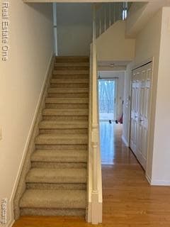 Building Photo - 41719 Sleepy Hollow Dr