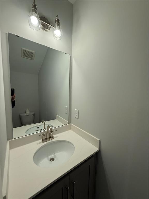 Building Photo - 1190 Harper Dr