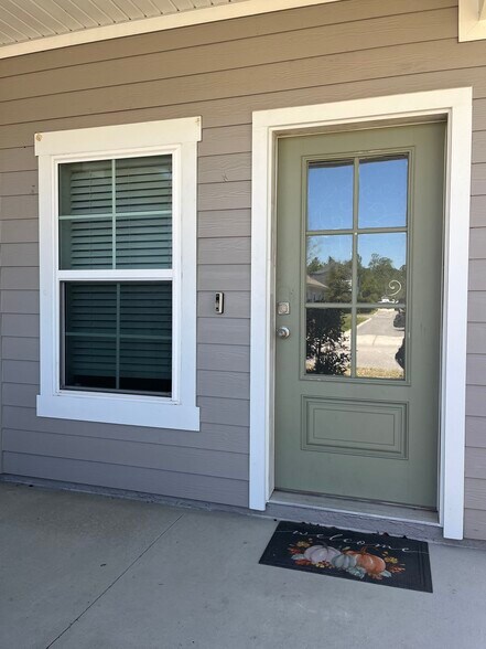 Building Photo - 177 Clarys Run