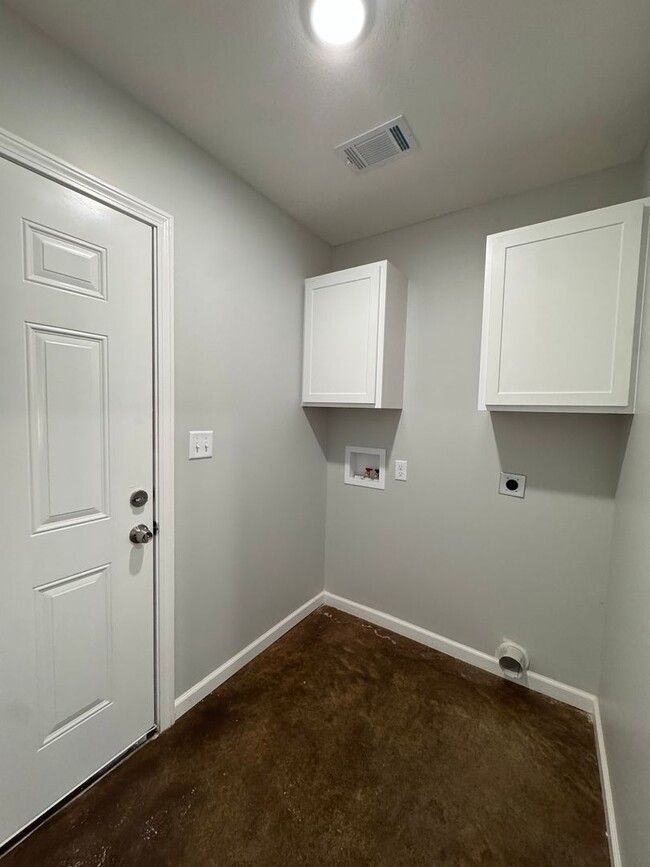 Building Photo - Brand New 3 Bed / 1 Bath In Trumann