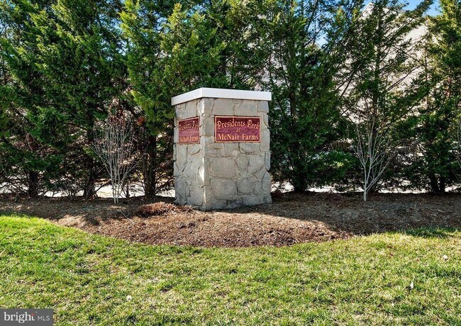 Building Photo - 2505 James Madison Cir